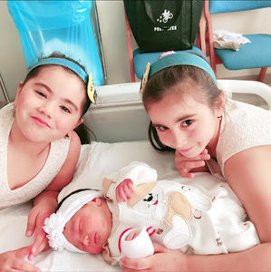 Meet your Posher, Nigora